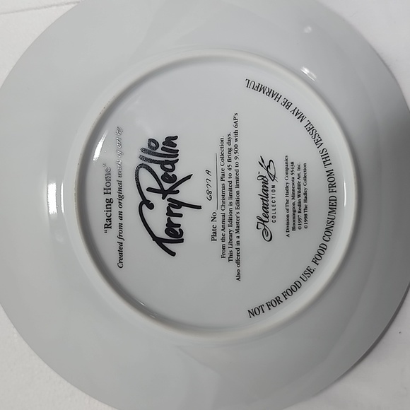 Terry Redlin Collector Plate "Racing Home" - Picture 2 of 3